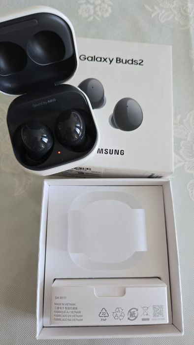 Продам Galaxy Buds 2