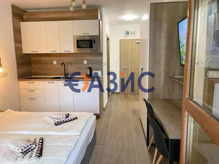 Продава се Едностаен апартамент в к.к. Слънчев бряг - 36 кв.м за 1834 €/кв.м - Снимка #8
