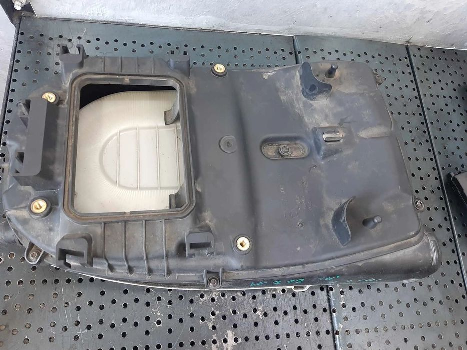 carcasa filtru aer 2.2 cdi 651924 mercedes c-class w204  e-class w212   a6510901701