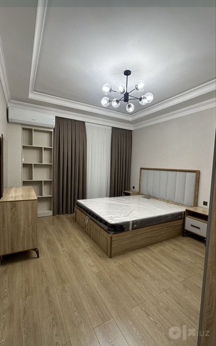 Arenda kvartira novastroyka Ibn Sino 3 xona yengi uy Xushtam kafe oldi