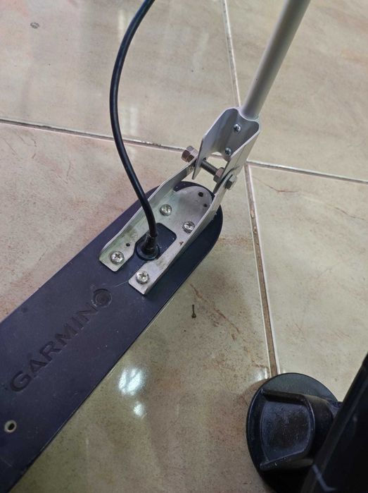 Сонар с GPS - Garmin Striker 4 и Сонда Garmin GT20,8-пинова