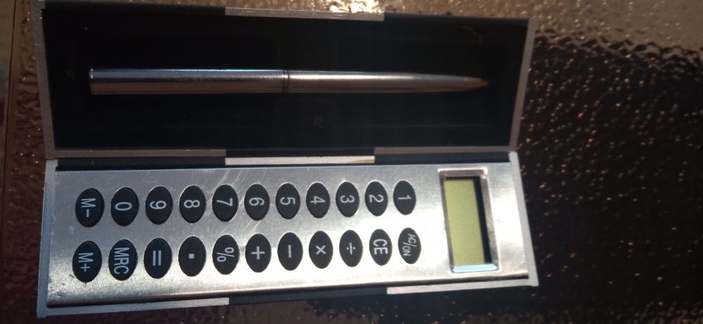 калкулатор с химикалка