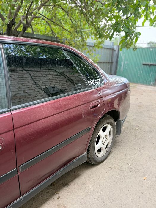 Subaru Legacy седан
