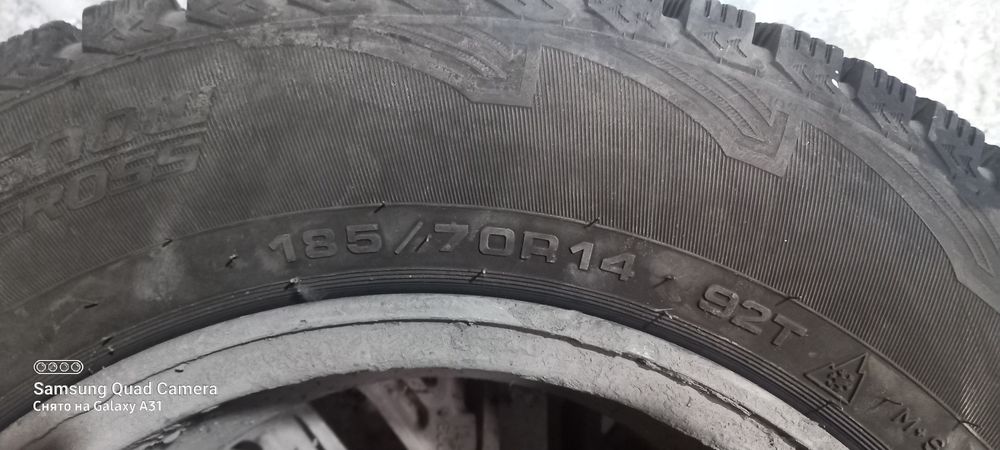 Продам  колеса  с дисками титан