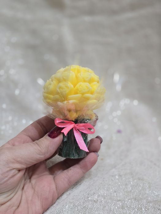 Ароматни свещи – букет от цветя | Ръчна изработка | Перфектен подарък