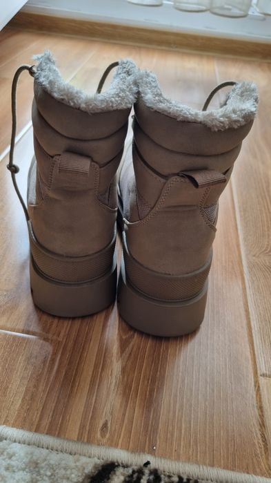 Ghete îmblănite Sinsay