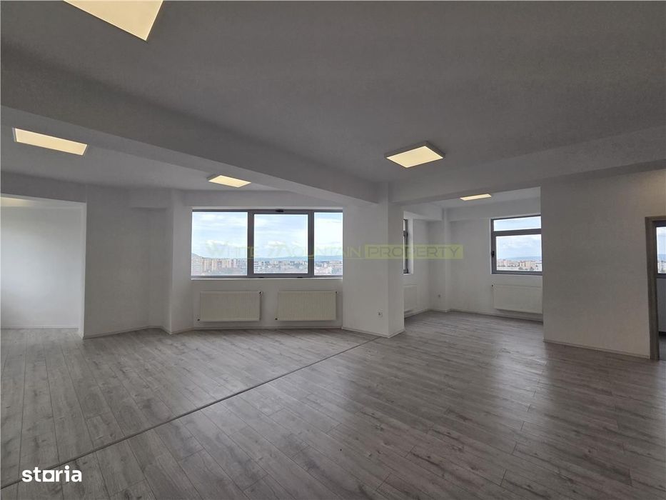 Apartament 3 camere Centrul Civic pretabil co-working hub