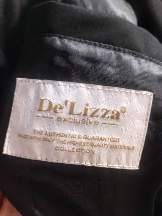 Женский длинный черный плащ