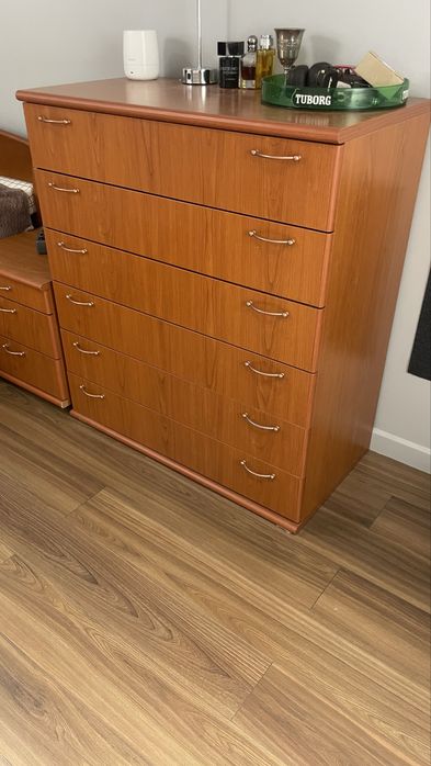 Спальный гарнитур