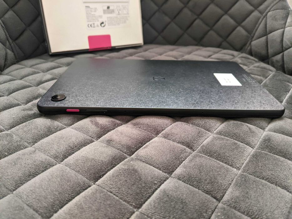 Tableta T-Mobile T Tablet 2 10.1 Inch, 128 Gb, 5G, TCL NXTPAPER ca noua la cutie