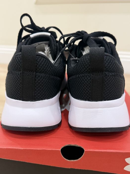 Оригинальные кроссовки Under Armour