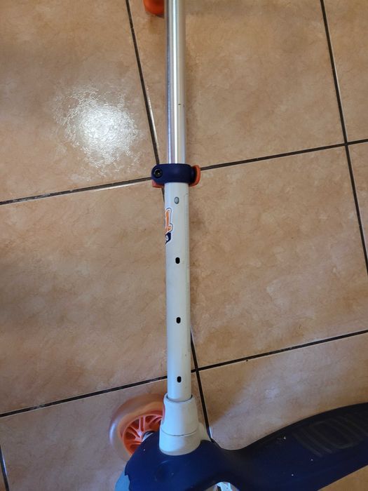 Trotineta 3 roti fata sau baiat