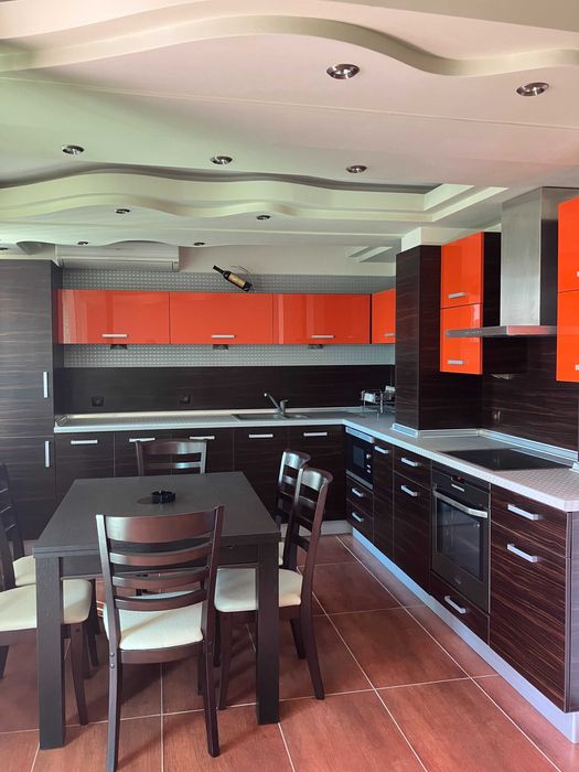 Продава се Двустаен апартамент в Варна, Базар Левски - 63 кв.м за 3937 €/кв.м - Снимка #1