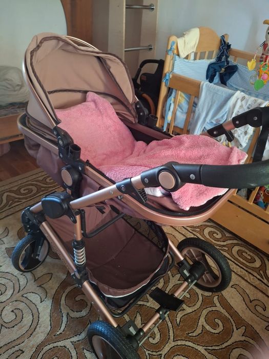 Продам коляску люлька