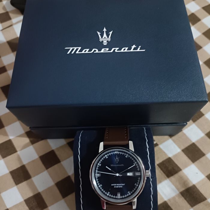 Vând un ceas maserati barbati