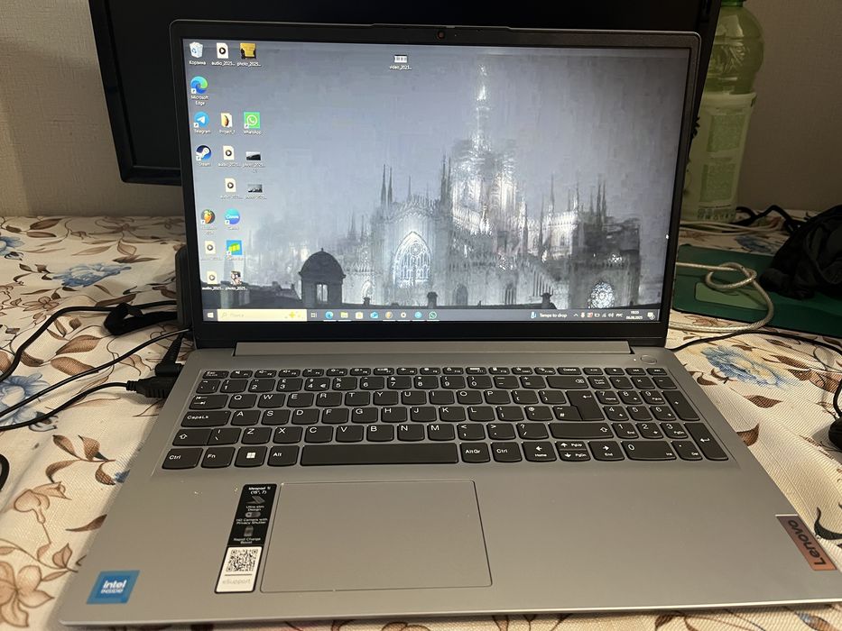 продаю ноутбук Lenovo