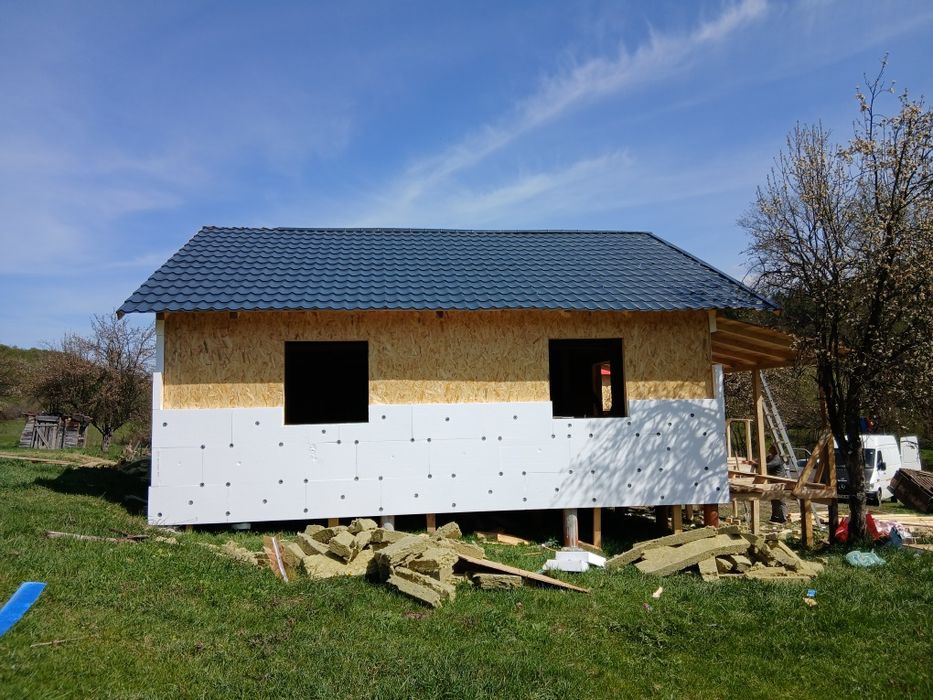Vand cabane din lemn 70mp