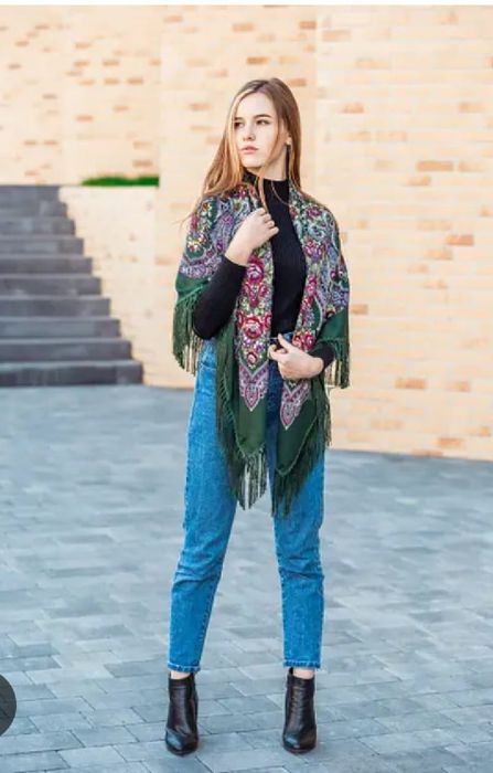 Продам LEONORA Женская платок