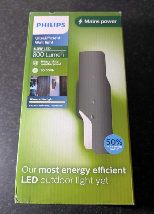 Външна LED стенна лампа Philips Fira, 800 lm, 2700 K, PowerShield,IP44