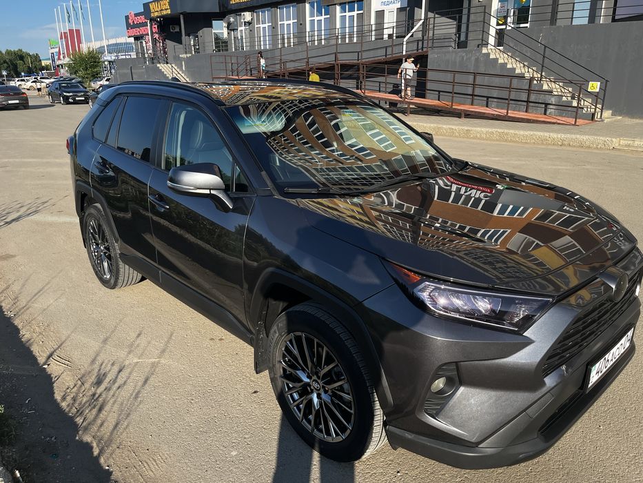 Toyota RAV4 2020,