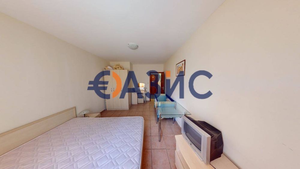 Продава се Тристаен апартамент в к.к. Слънчев бряг - 74 кв.м за 973 €/кв.м - Снимка #12