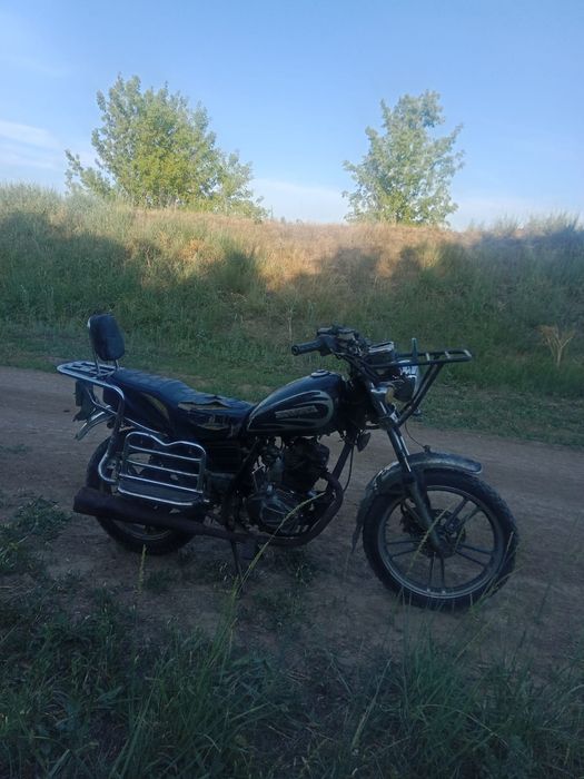 Продам мотоцикл 150 куб