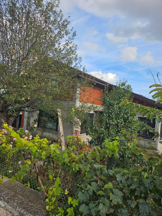 Продава се Къща в Добрич, Строител - 176 кв.м за 682 €/кв.м - Снимка #1