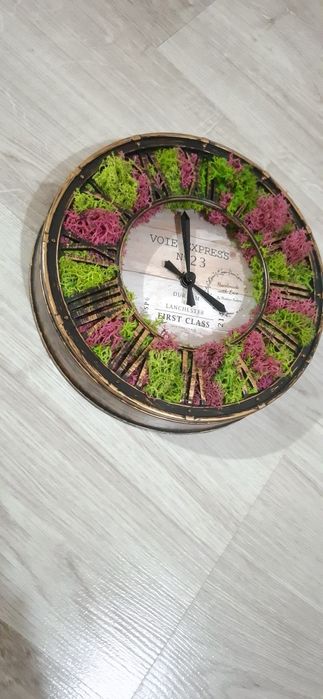 Промо цена! Стенен часовник със скандинавски мъх