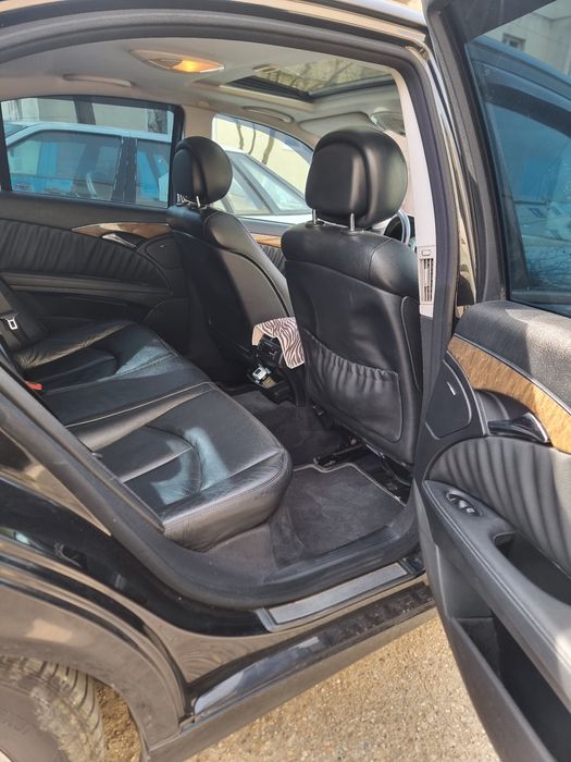 Mercedes benz E class 2.2 -170 cp AVANTGARDE