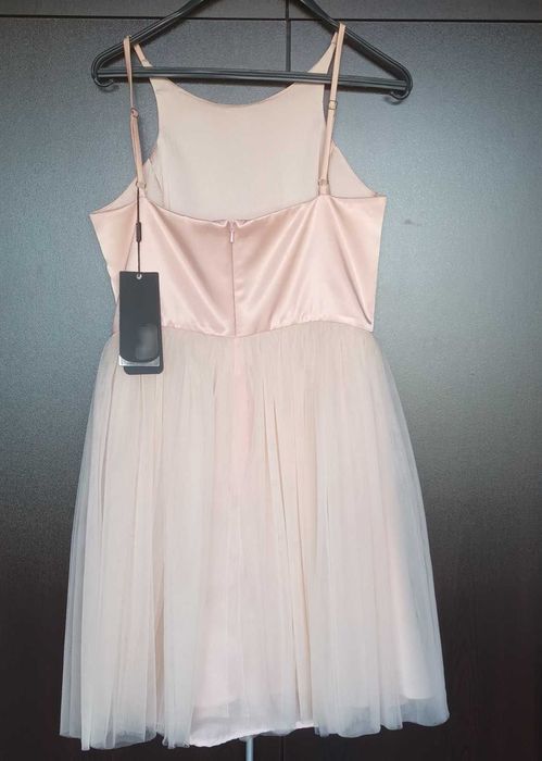 Къса официална дамска рокля размер М