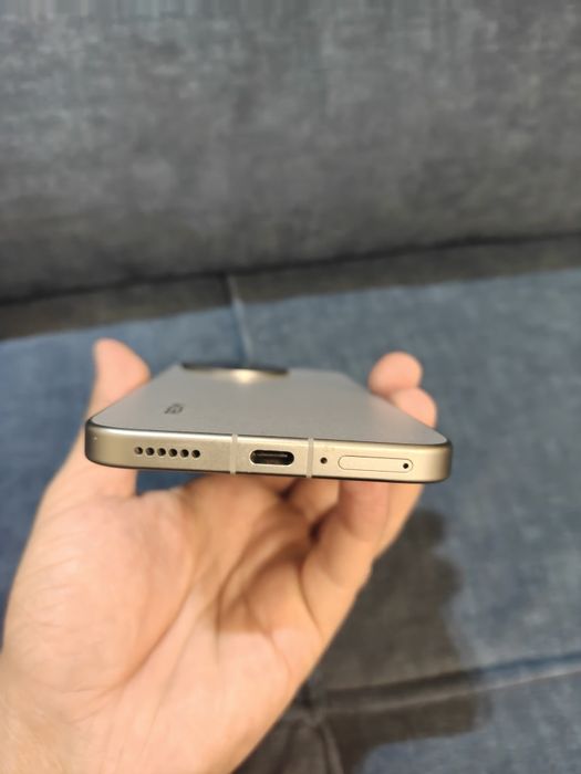 Redmi K80 Ultra 12/256 Gb almashtiriladi