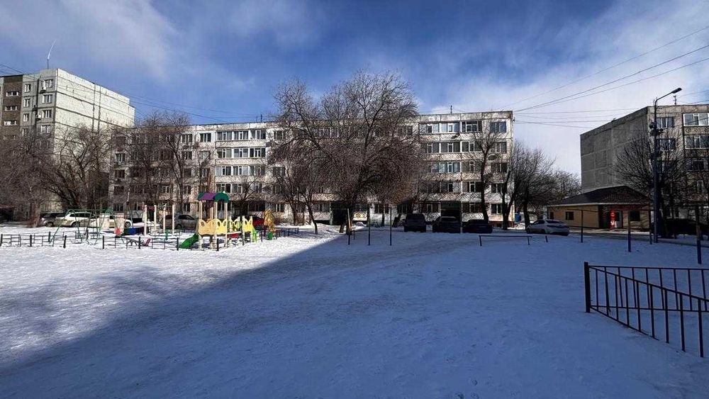 8 мик 13800млн 1 комн с ремонтом