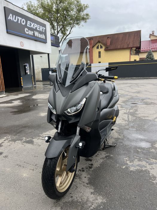 Yamaha X-max 300 tech max desing