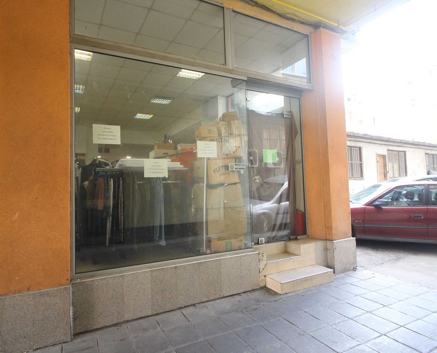 Продава се Магазин в Габрово, Център - 960 кв.м за 469 €/кв.м - Снимка #17