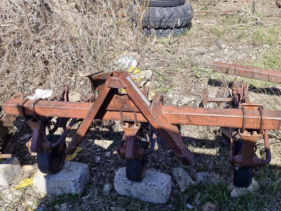 Культиватор 3-х лапчатый