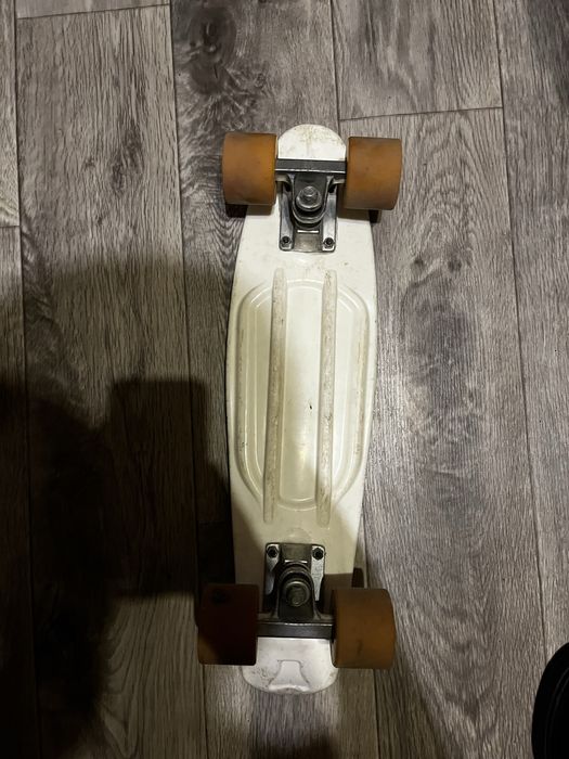 Пениборд, продаю по ненадобности.