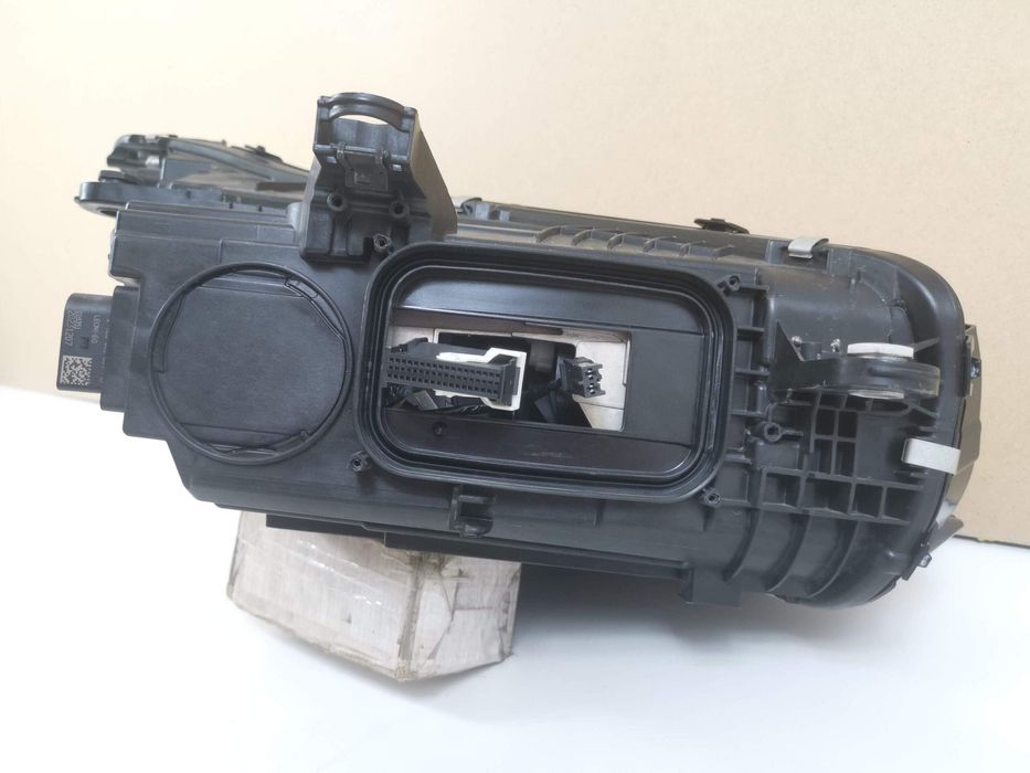 Ляв фар с цифров светлинен модул Mercedes-Benz AMG GT C192 Оригинален,