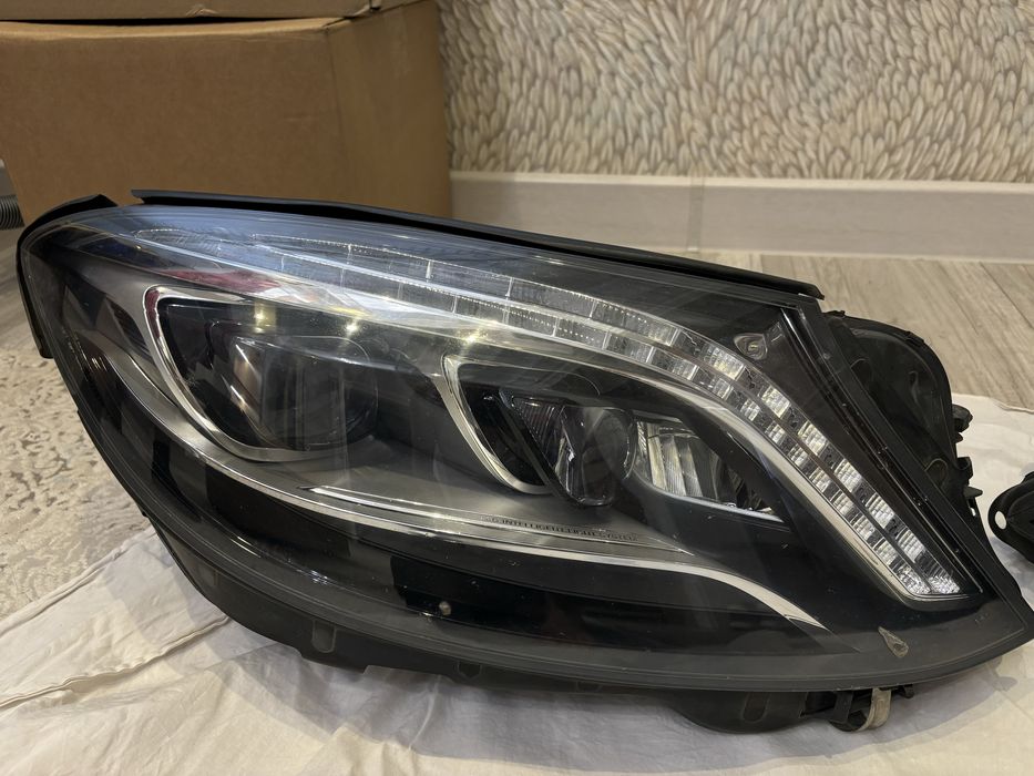 W222 продам фары и стопы до рест Мерс s class