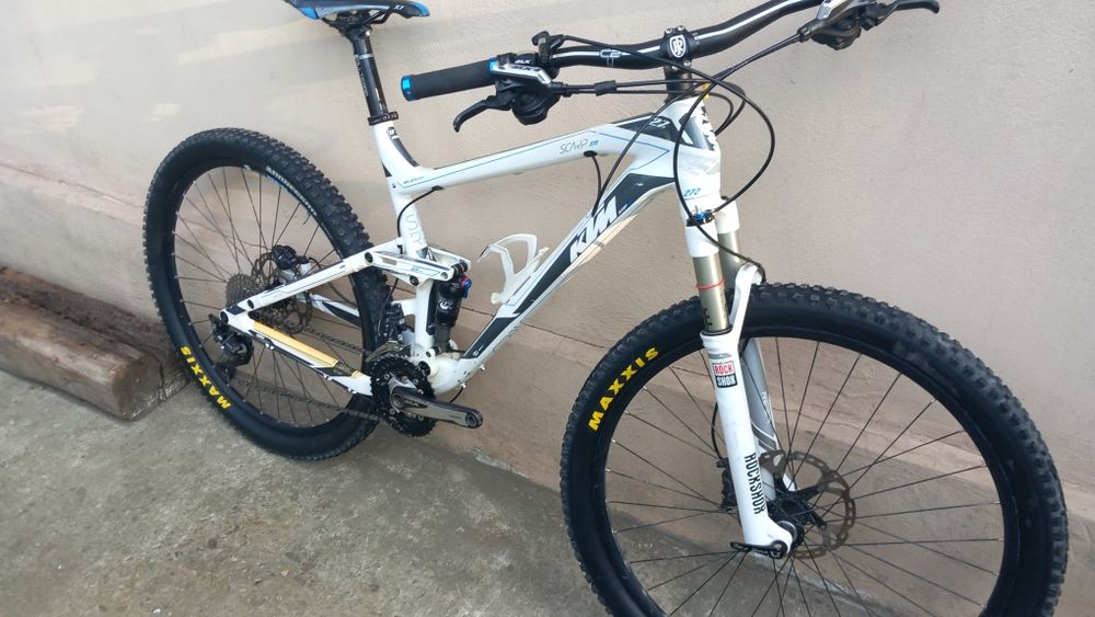 Vând bicicleta mtb 27.5 er KTM