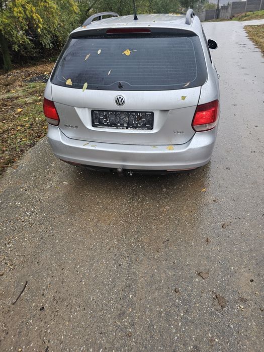 Dezmembrez vw golf 5 1.9 bls