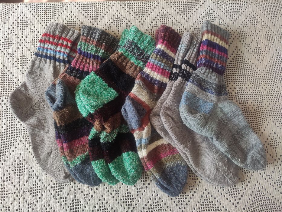 Ръчно плетени шарени чорапи (от 36 до 42 размер)