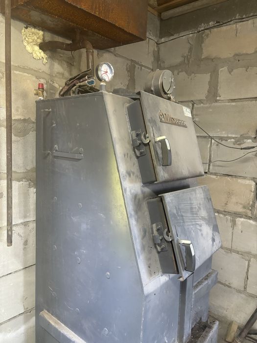 Срочно  продам котёл большой