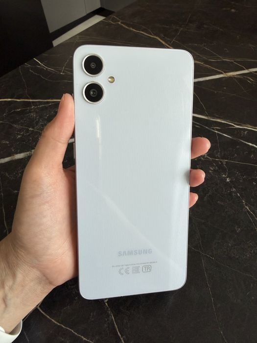 Продам Samsung Galaxy A05