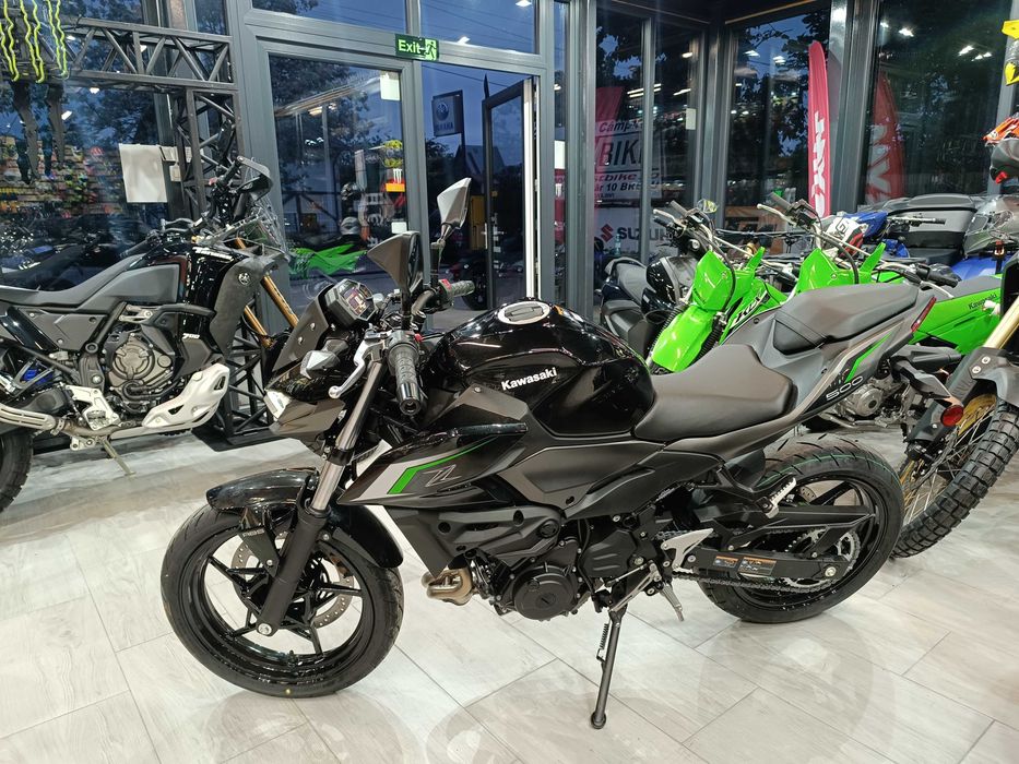 Kawasaki Z 500 -0km pret livrare prin EST BIKE Campina