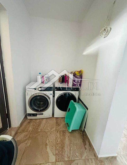Продава се Къща в с. Приселци, Област Варна - 217 кв.м за 894 €/кв.м - Снимка #18