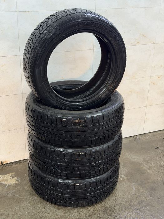 235/55/18 комплект летние шины Dunlop
