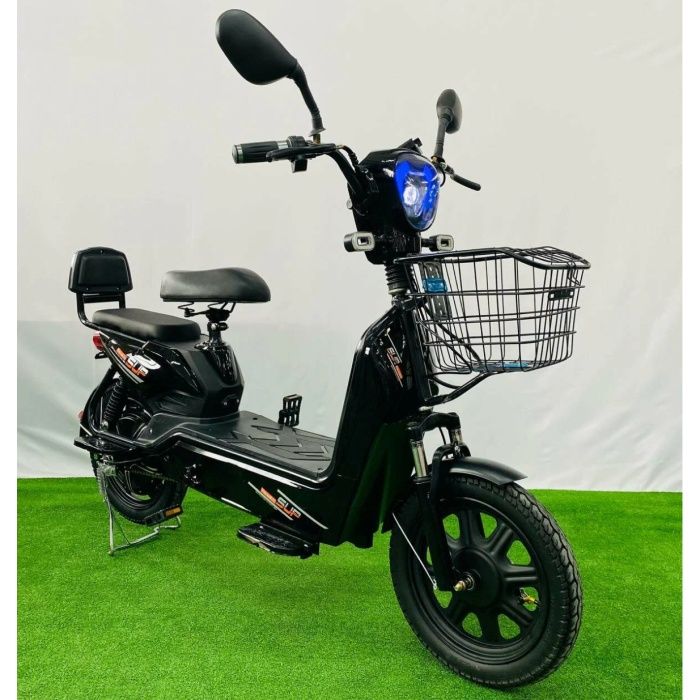 Продам скутер за 75-80 К