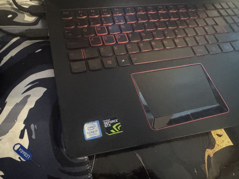 leptop gaming lenovo, i7 7700, 16gb ram, nvidia geforce gtx, ddr4 windows 11,