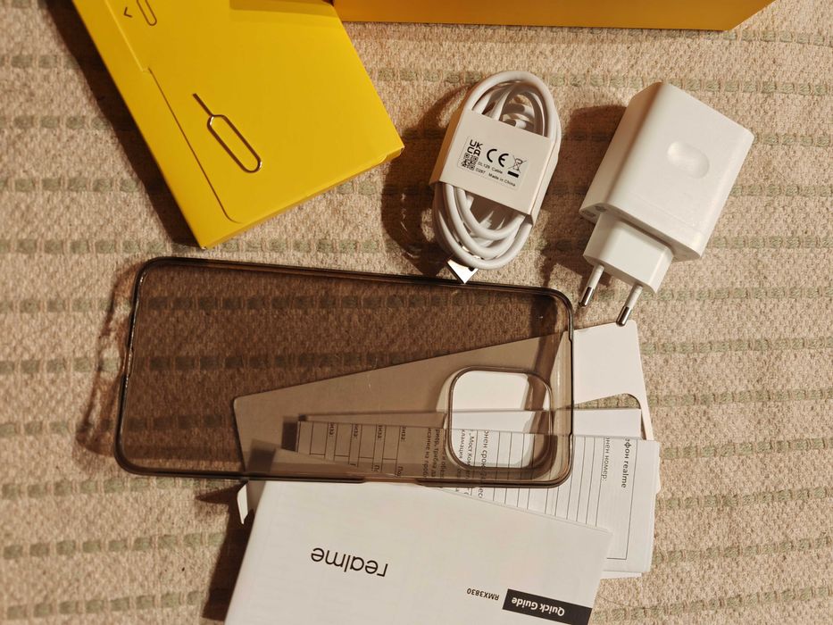 Realme c51 128Gb +255BG SD card + протектор на екран x3