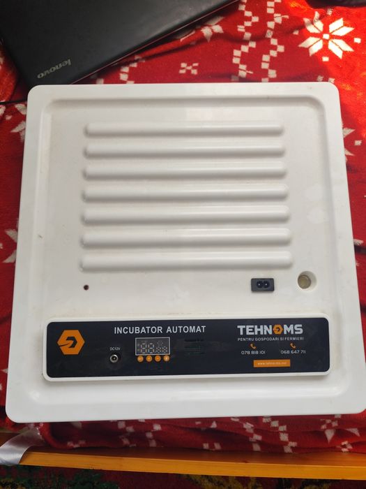 Incubator automat MS-70, capacitate 70 de oua